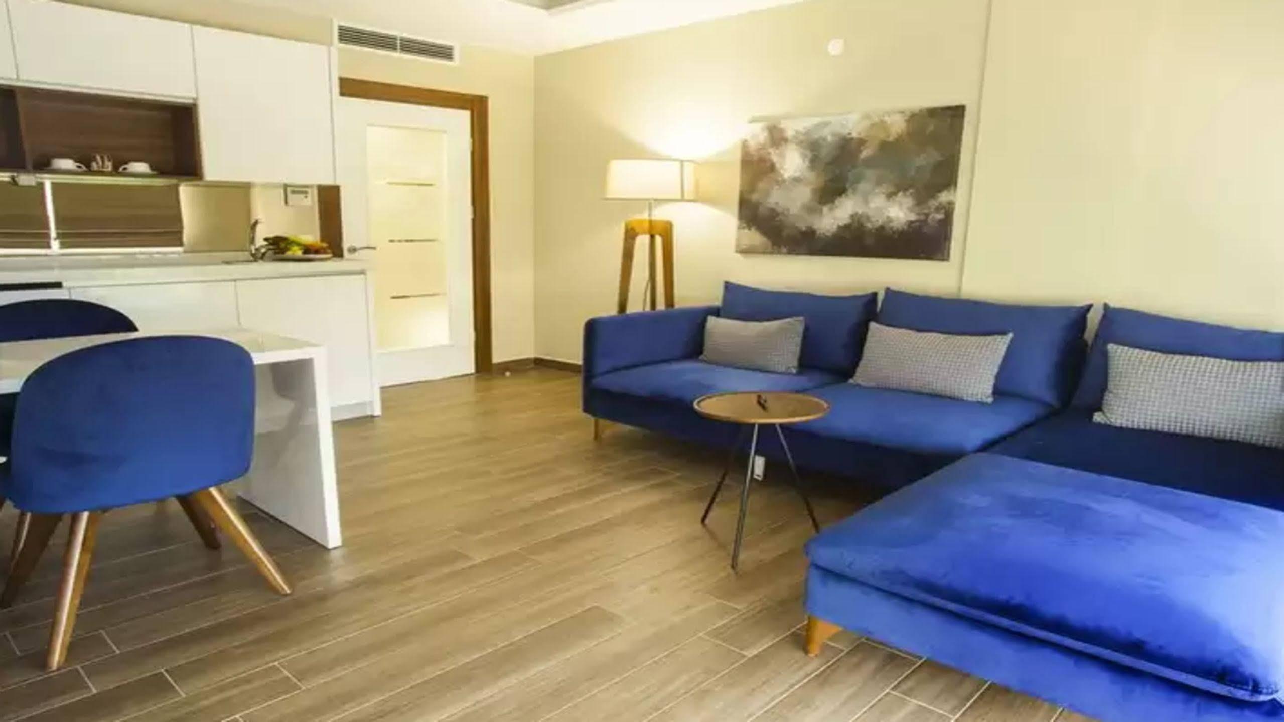 Maxuite Hotel In Home Akcay  Exterior photo